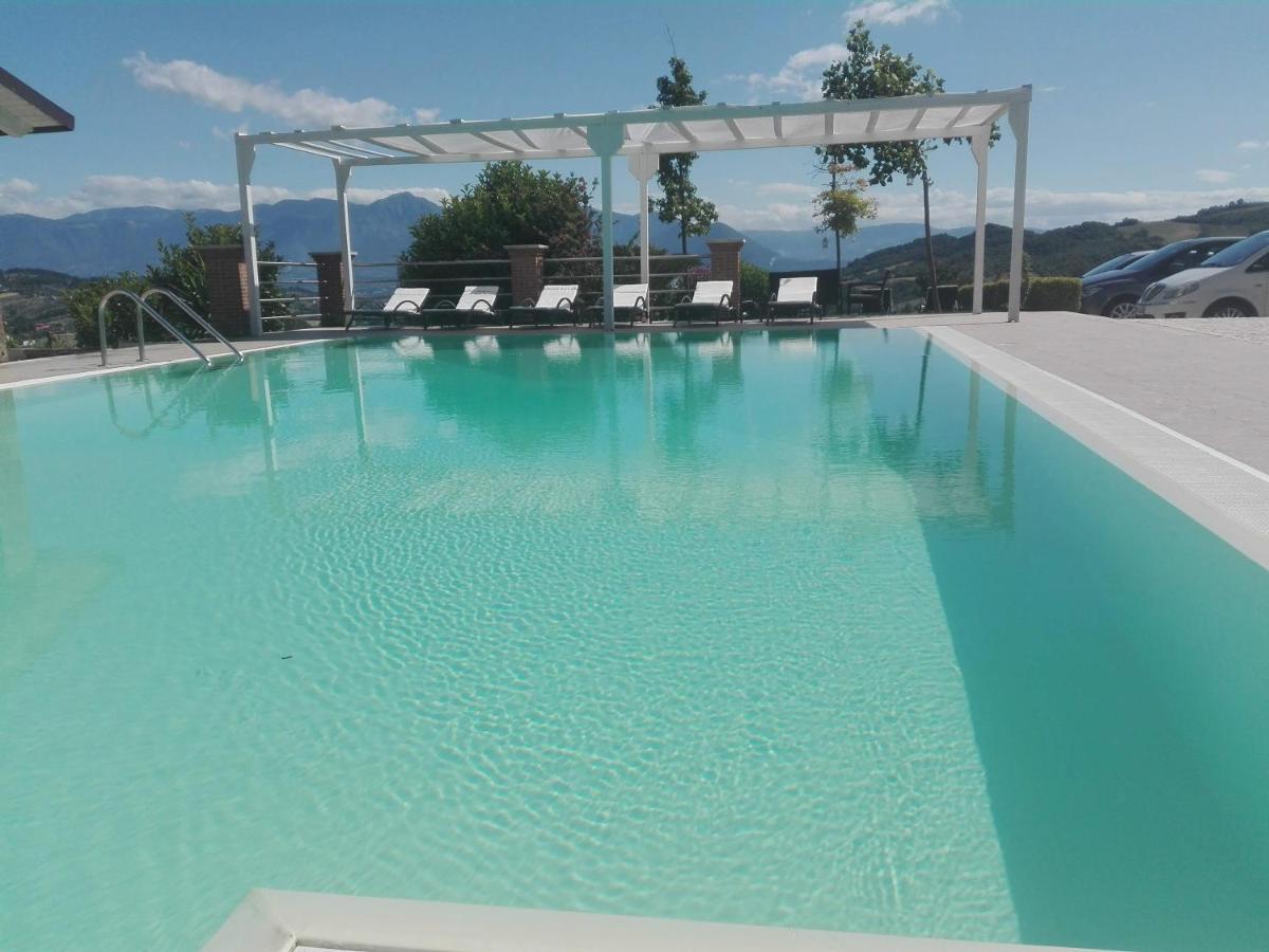 Villa Santoro Ai Tre Ulivi Con Piscina Privata Caiazzo Exterior photo